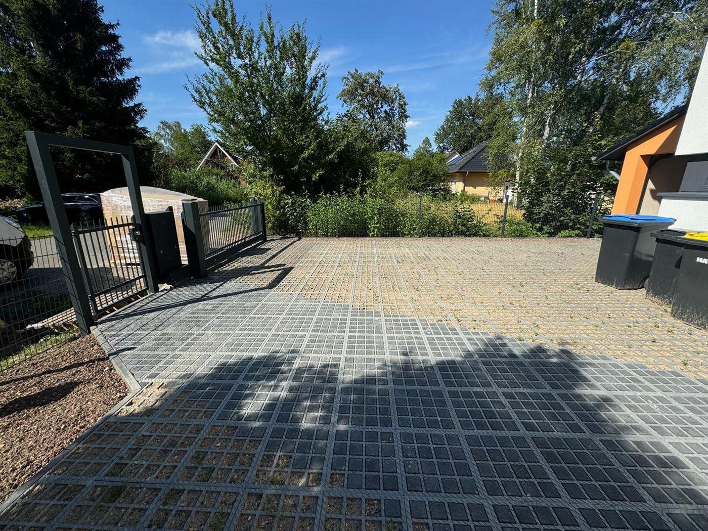 Einfahrt mit TTE-Pflaster in Falkensee